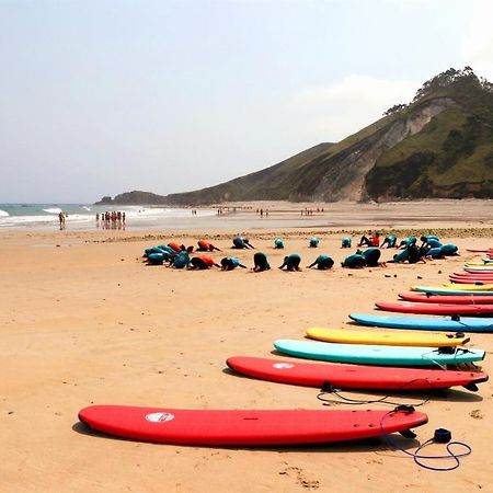 Llanes Surfcamp & Hostel Esterno foto