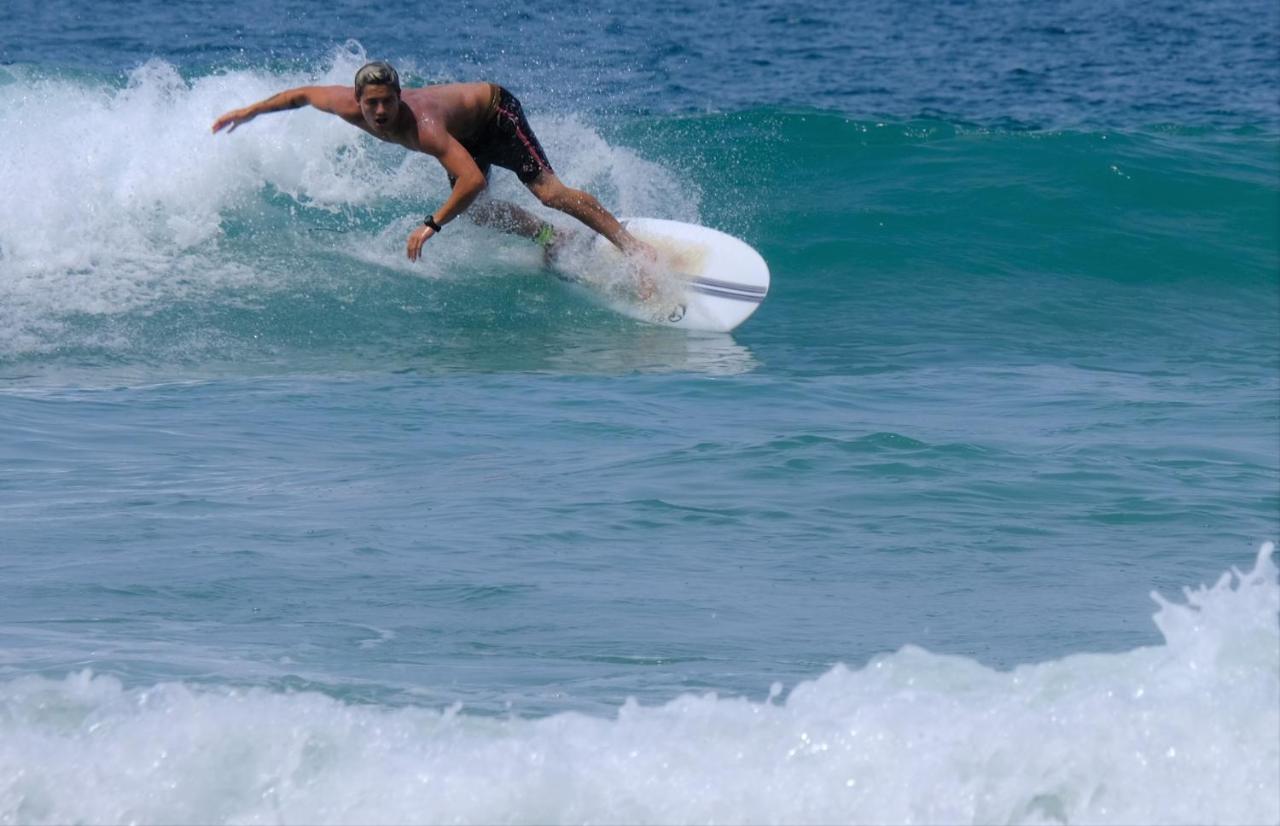 Llanes Surfcamp & Hostel Esterno foto